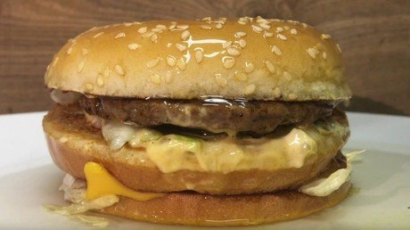 Esto es lo que pasa si echamos ácido sulfúrico sobre un Big Mac