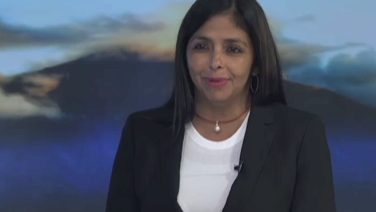 Canciller venezolana a RT : "Venezuela derrotó un golpe que tenía la marca de Washington"
