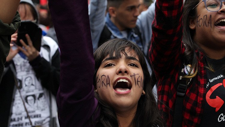 "En defensa de la democracia": Brasil contra Temer en su Día de la Independencia (video, fotos)