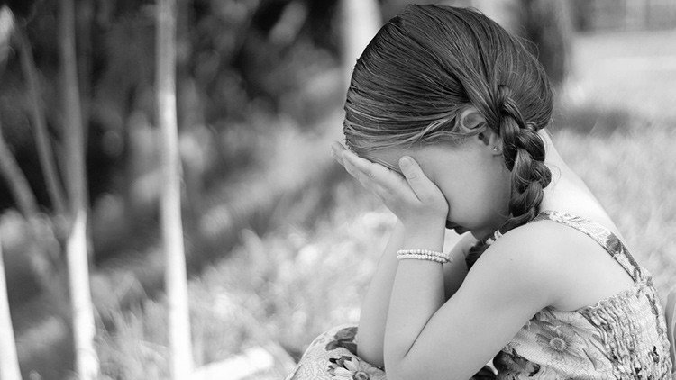 "Participó de manera voluntaria": un político estadounidense admite que violó a una niña de 4 años