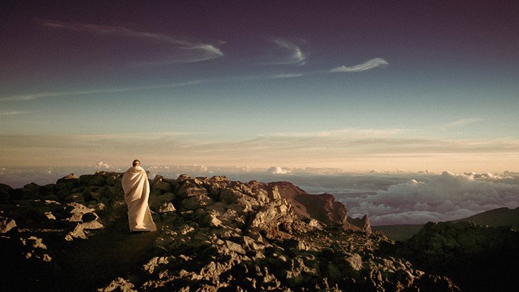 Revelan los riesgos que esconde la soledad: más peligrosa que el alcoholismo o la obesidad