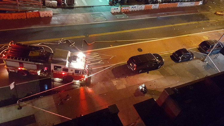 Explosión en Nueva York: Trump insta a "actuar" y Clinton a "rezar"