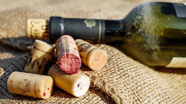 ¿Sin resaca?: Anuncian para 2050 la bebida que reemplazará al alcohol