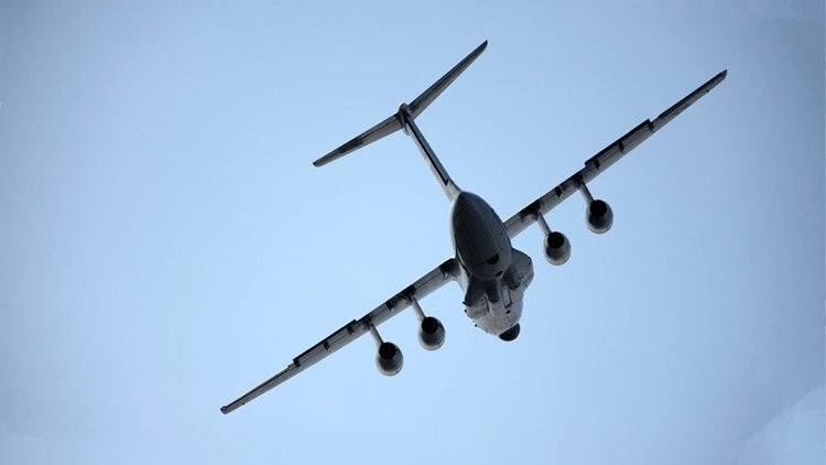 Rusia desarrolla un avión de combate con un potente cañón láser