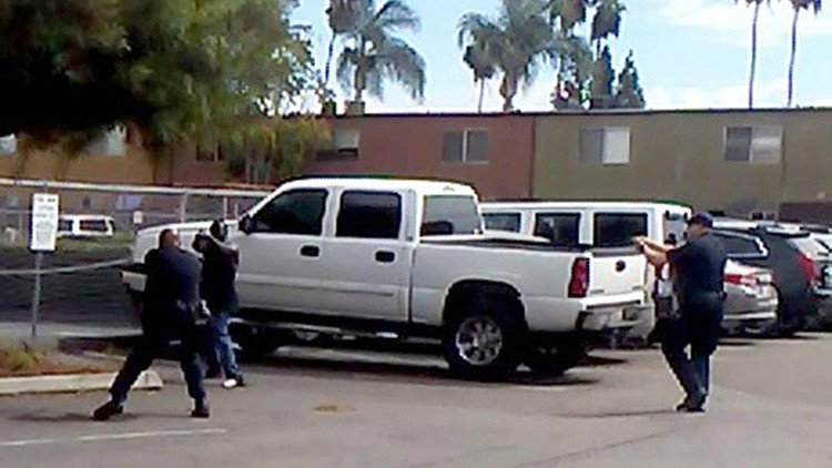 Policía en EE.UU. mata a afroamericano que sufría convulsiones por comportarse "de manera extraña"