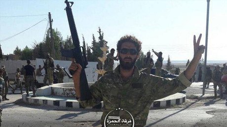 "Se acabó": El Estado Islámico expulsado de la frontera turca y "aislado del resto del mundo"