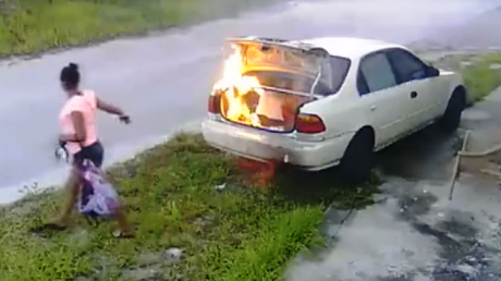 Pensó que había quemado el auto de su exnovio pero se llevó una gran sorpresa