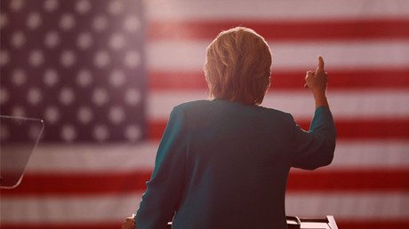 "Votar por Hillary Clinton es votar por la guerra contra Rusia y China"