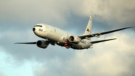 EE.UU. envía aviones cerca de Irán para "ver su reacción", y no le gusta