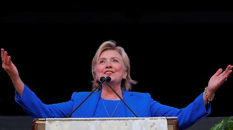 Clinton revela más información sobre su salud tras el diagnóstico de neumonía