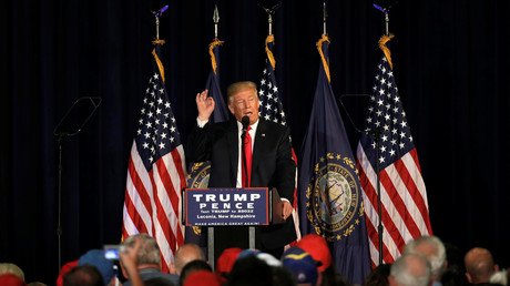 Trump promete a los estadounidenses bajar los impuestos