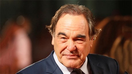 Oliver Stone: "De nuevo hay una gran tentación de volver a culpar a Rusia de todo"