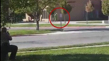 Francotiradores en alerta: Evacúan un colegio en EE.UU. por la presencia de un hombre enmascarado