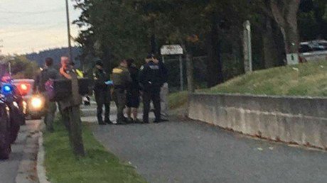 EE.UU.: Capturan al atacante que abrió fuego con un rifle en un centro comercial de Burlington