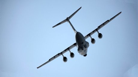 Rusia desarrolla un avión de combate con un potente cañón láser