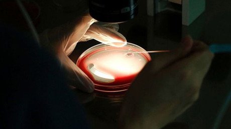 ¿Por qué el bebé con 'tres padres' nació en México?