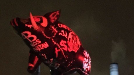 "Los ojos del mundo están observando", el mensaje del fundador de Pink Floyd sobre los 43 en México