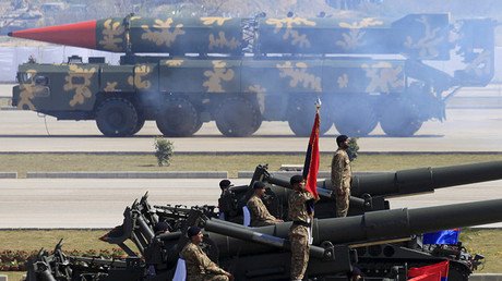 ¿A las puertas de la III Guerra Mundial? Vecinos nucleares se atacan peligrosamente en la frontera