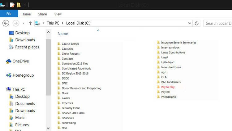 'Pagar por jugar': Un 'hacker' publica los archivos con los donantes de la Fundación Clinton