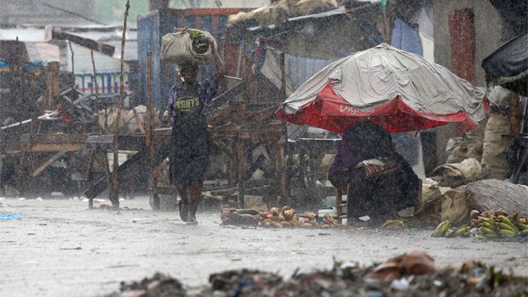 FOTO: El huracán Matthew adquiere la forma de un 'cráneo siniestro'