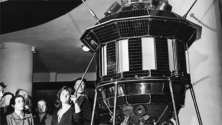 Con qué se enfrentó la Unión Soviética al ver la cara oculta de la Luna