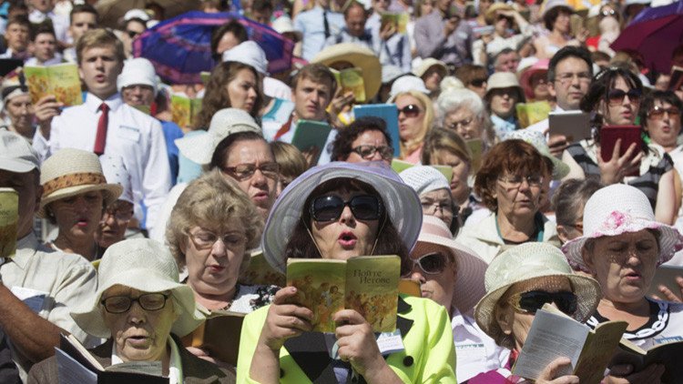 "Simulé mi muerte para huir de los testigos de Jehová"