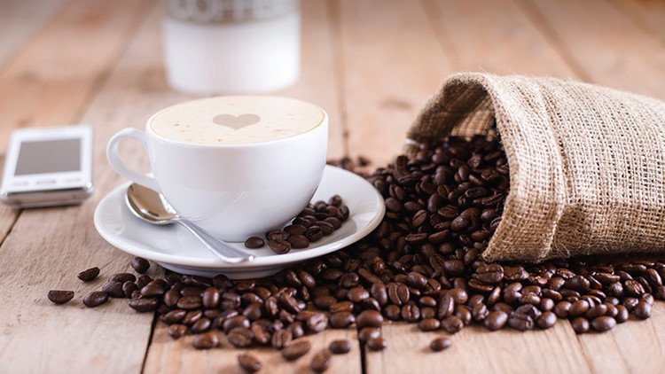 ¿Por qué las personas reaccionan de forma diferente al tomar café?