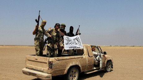 Exdiplomático británico: "EE.UU. refleja en el conflicto sirio su doble diplomacia"