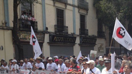 "Señor Peña Nieto, más de 28.000 personas han desaparecido. ¿Qué les pasó?"