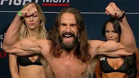El luchador de UFC Josh Sammon lucha por su vida