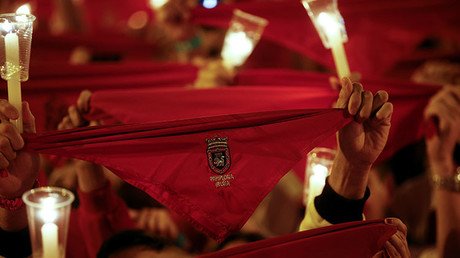 WhatsApp de los violadores de los Sanfermines: "Conduciendo con una mano y cogiendo una teta atrás"