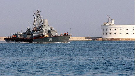 Rusia envía tres barcos lanzamisiles al Mediterráneo