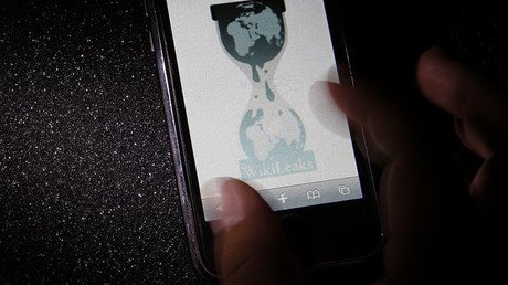 WikiLeaks publica la segunda tanda de correos electrónicos del jefe de campaña de Hillary Clinton