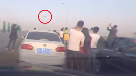 Se forma un enorme atasco en China por el avistamiento de un ovni