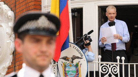 Los tuits con códigos publicados por WikiLeaks desatan los rumores sobre la muerte de Assange