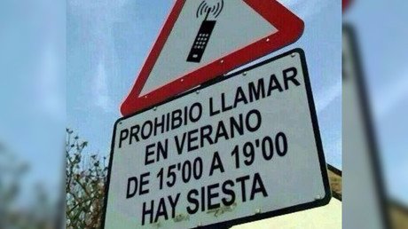 "Volver antes de las 3 no es salir": Los jocosos carteles que sólo podrás ver en España