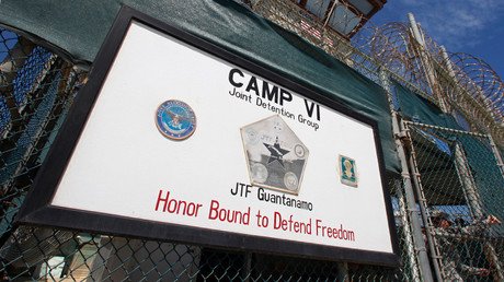 RT se adentra en las entrañas del polémico centro de Guantánamo
