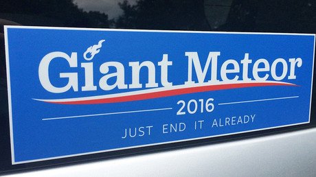 ¿Trump o Clinton? Los jóvenes estadounidenses prefieren que un meteorito destruya la Tierra