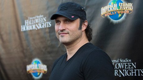 Director de 'Machete' y 'El Mariachi' insta a los latinos a votar en EE.UU.