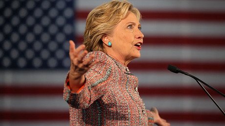 ¿La gota que colmará el vaso? El FBI presenta a Clinton una "sorpresa tardía"