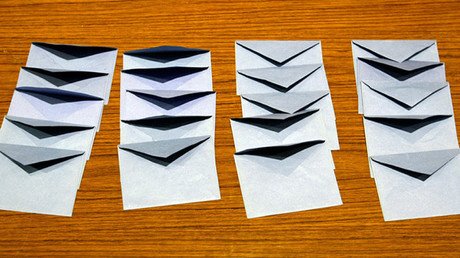 El incómodo momento cuando tu administración local te invita a visitar una página porno