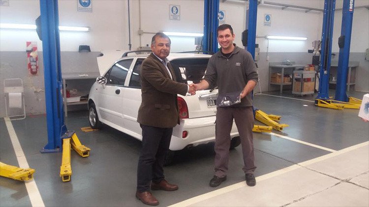 El mejor mecánico del mundo: tiene 24 años y es latinoamericano