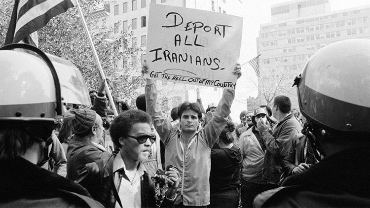 Así se vivió la toma de rehenes en la Embajada de EE.UU. en Irán 