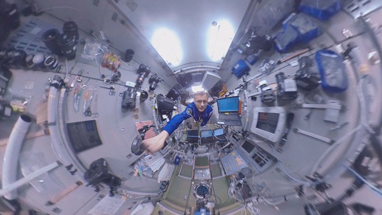 El "corazón del segmento ruso" de la EEI: un paseo en 360º por los primeros módulos de la estación 