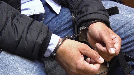 Detienen en Moscú a un estadounidense sospechoso de haber abusado de una niña de 14 años