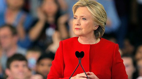 La jefa de campaña de Trump no descarta que se designe un fiscal especial para Hillary Clinton