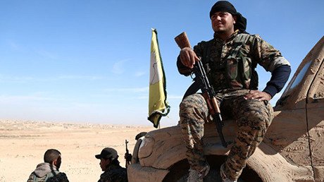 Un ataque aéreo de la coalición encabezada por EE.UU. deja al menos 23 civiles muertos en Siria