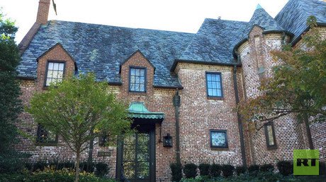 Nueve dormitorios y ocho baños: así será la mansión de los Obama tras dejar la Casa Blanca (Fotos)