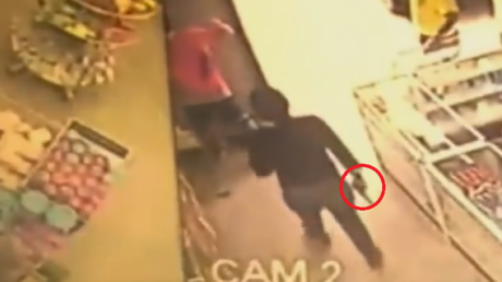 La verdadera 'Miss Bum Bum': Una joven mata a tiros a un ladrón que quiso pasarse de listo