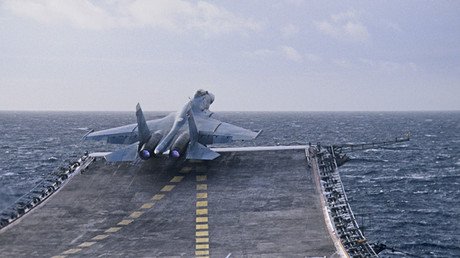 Aviones embarcados en el portaaviones ruso efectúan sus primeros vuelos cerca de las costas de Siria